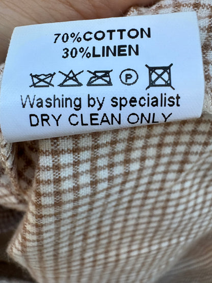 JOSEPHINE. Beige cotton and linen ruffle blouse. T.S.