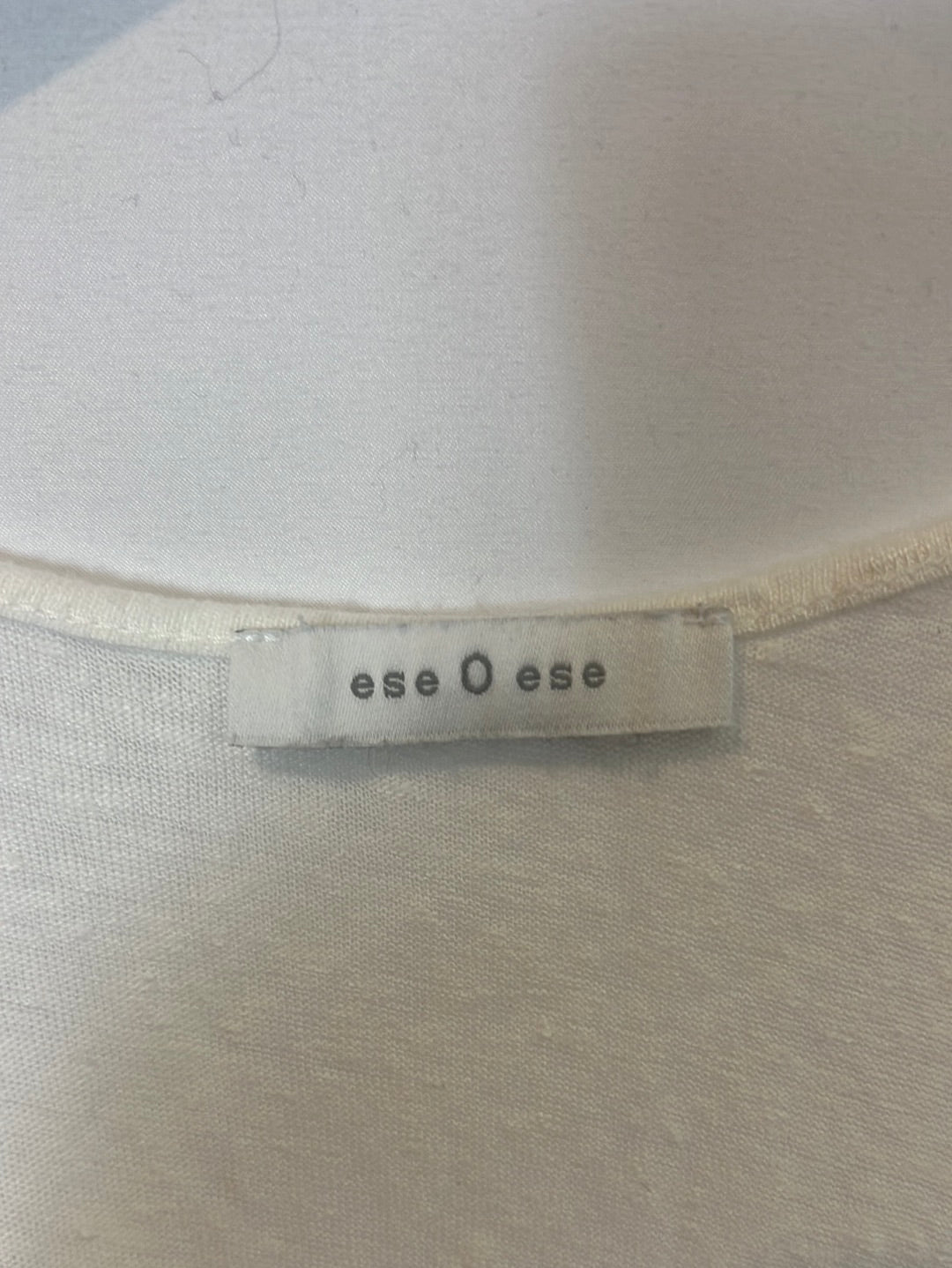 ESE O ESE. Top blanco lino. T.s