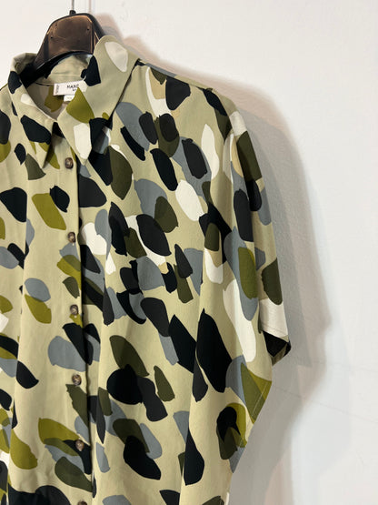 MANGO. Flowy green blouse. TS