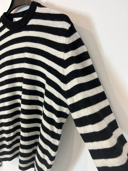 ZARA. Jersey rayas blanco y negros con lana. T S