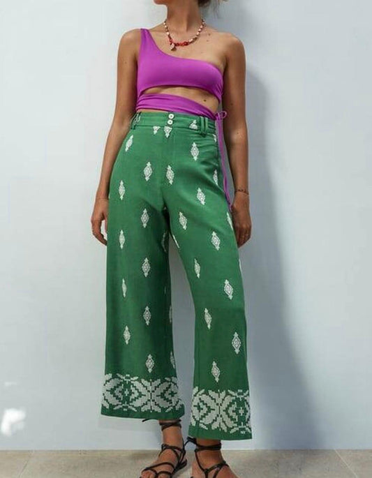 ZARA. Pantalón verde bordados con lino