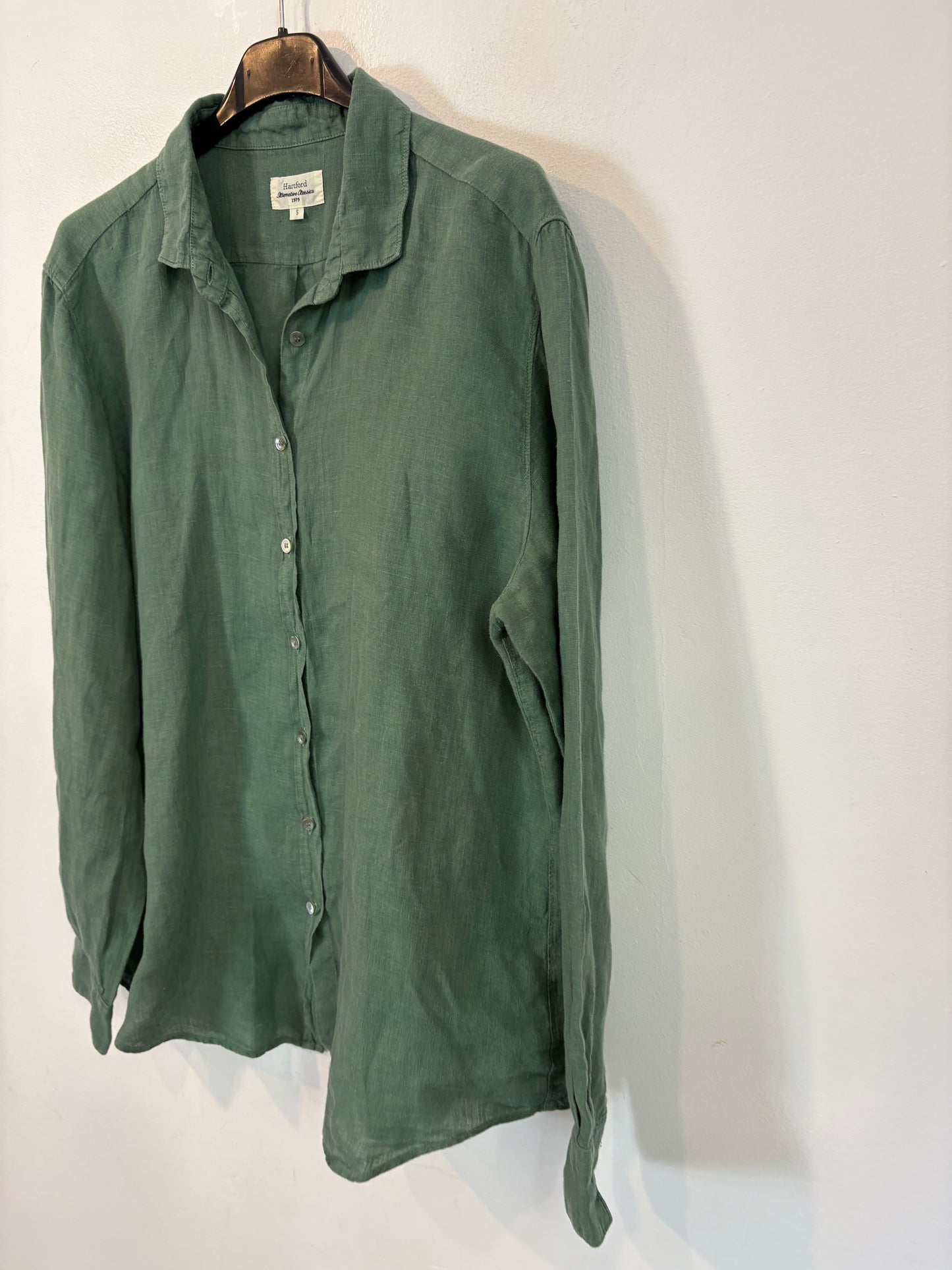 HARTFORD. Camisa verde lino
