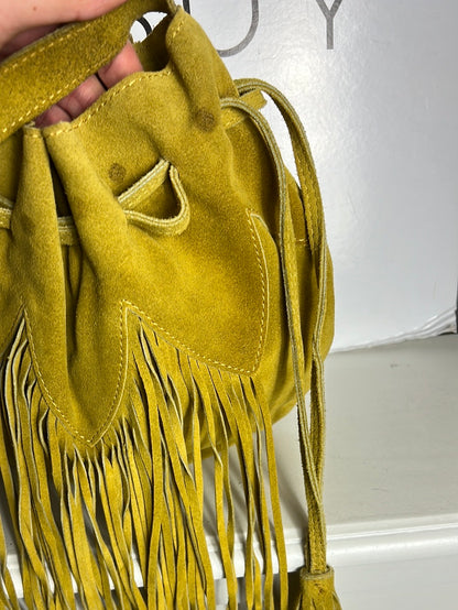 SLOWLOVE. Bolso mostaza piel