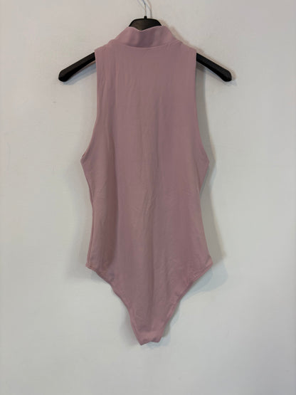 ZARA. Body elástico color malva. T M