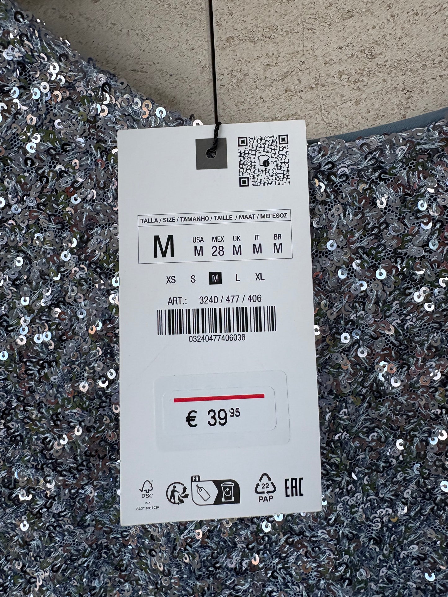 ZARA. Vestido corto lentejuelas espalda