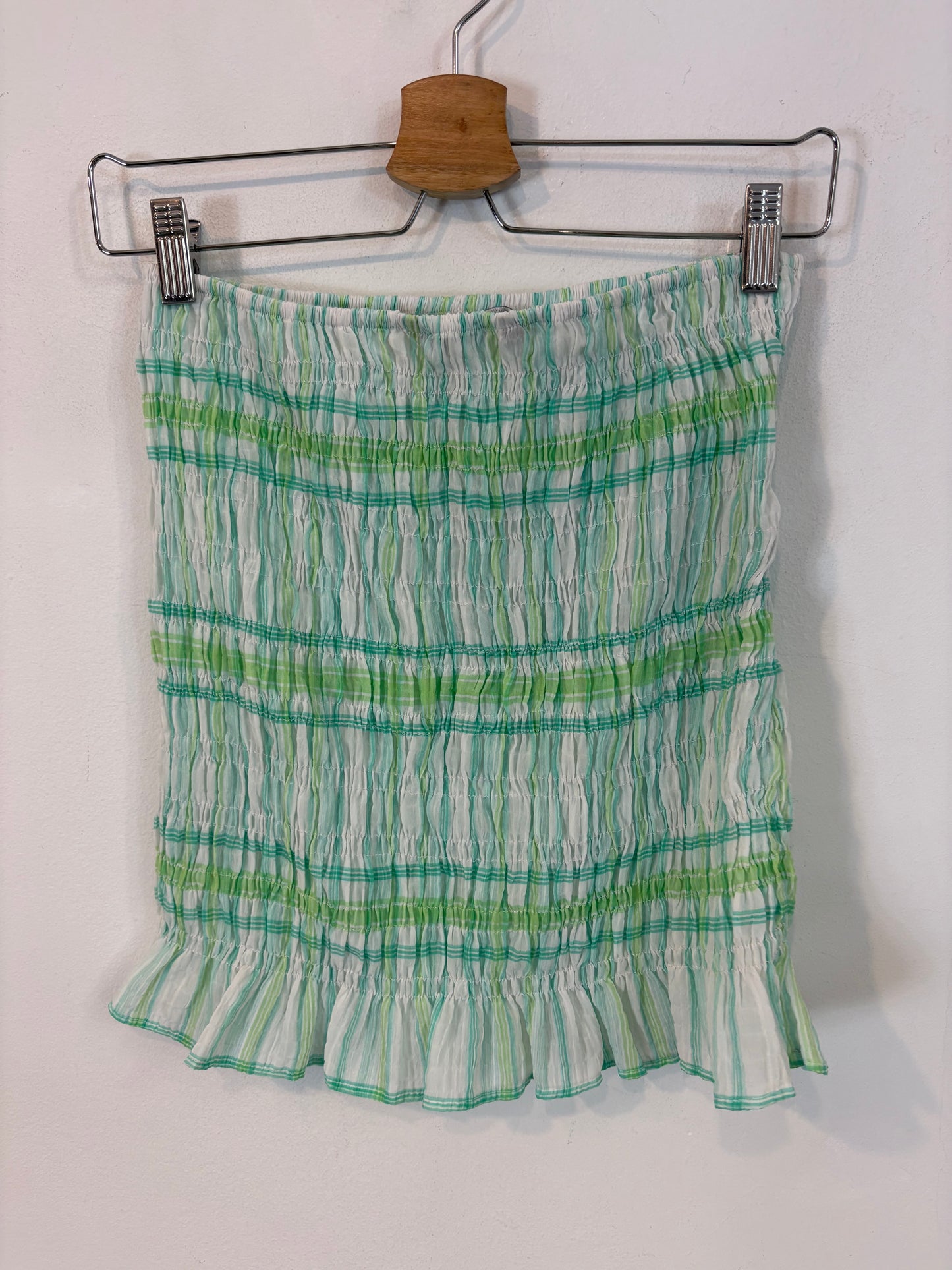 ZARA. falda nido de abeja