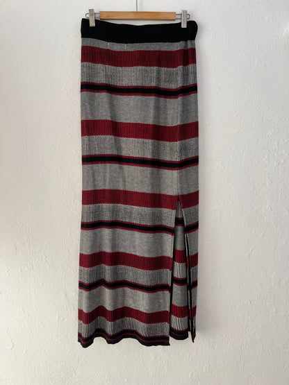 TRUCCO. Conjunto falda y chaleco T.s