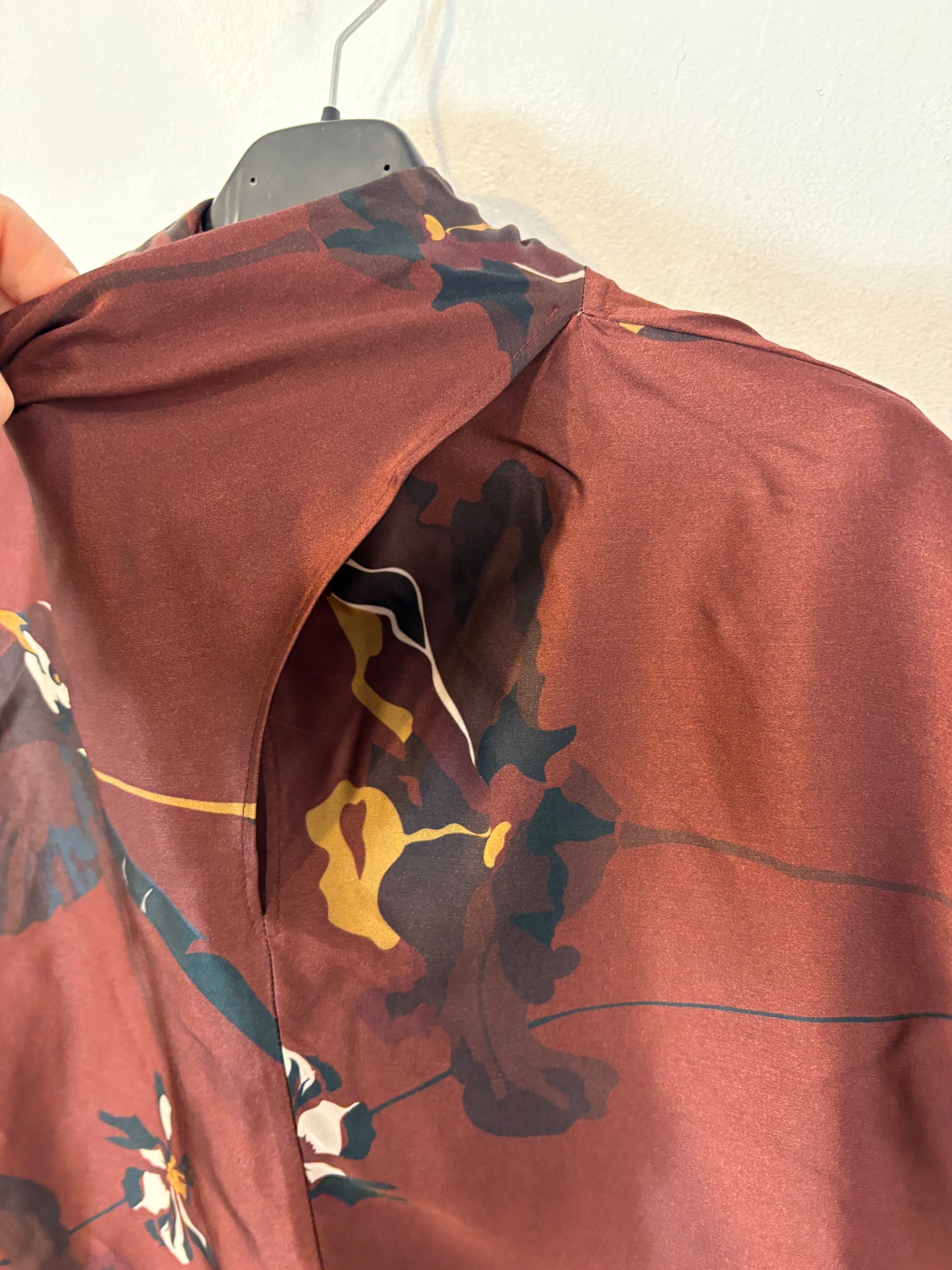 GALCON. Blusa estampada satinada