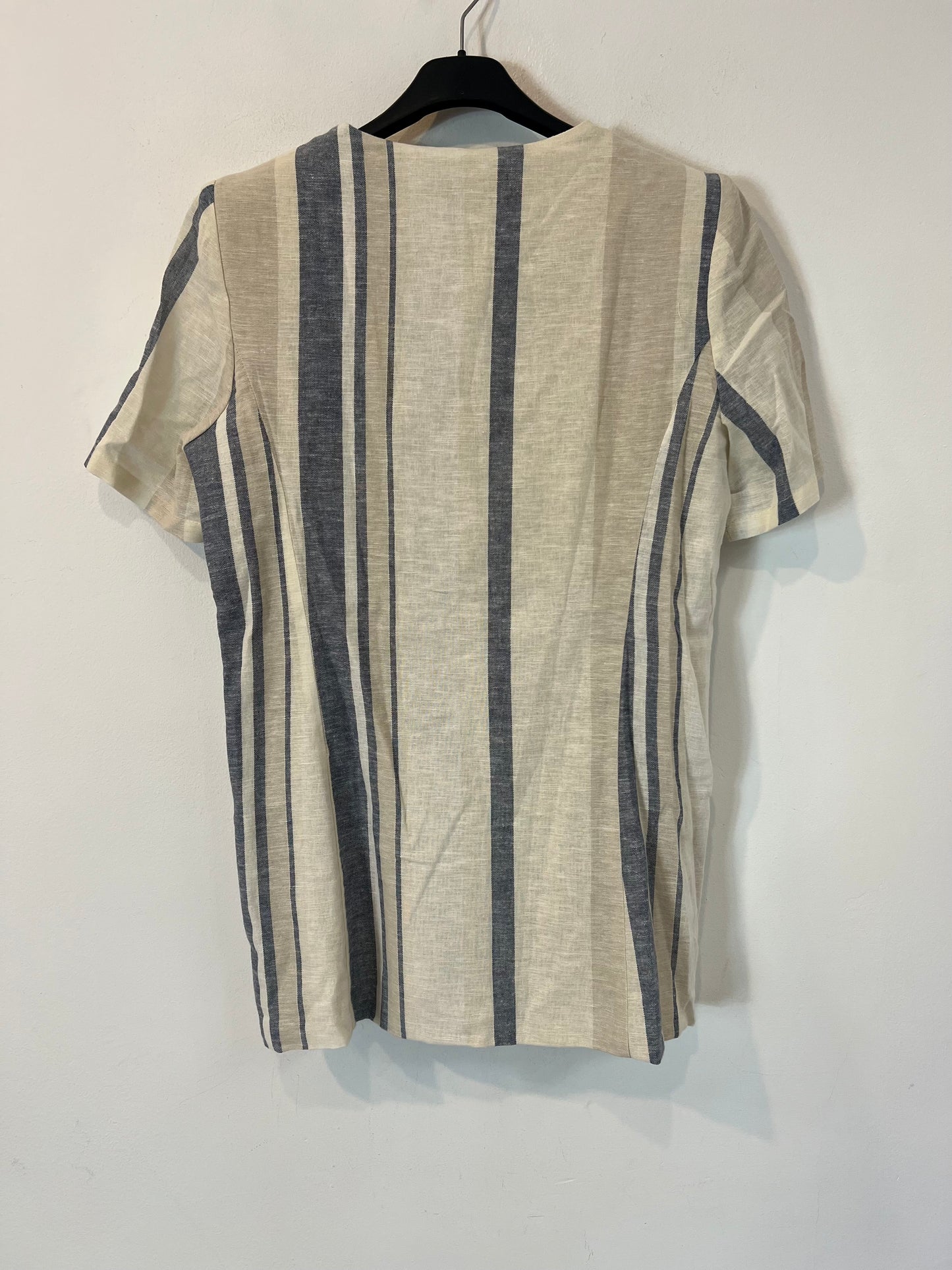 MOHEL. Conjunto chaqueta y bermuda rayas T.xs/s