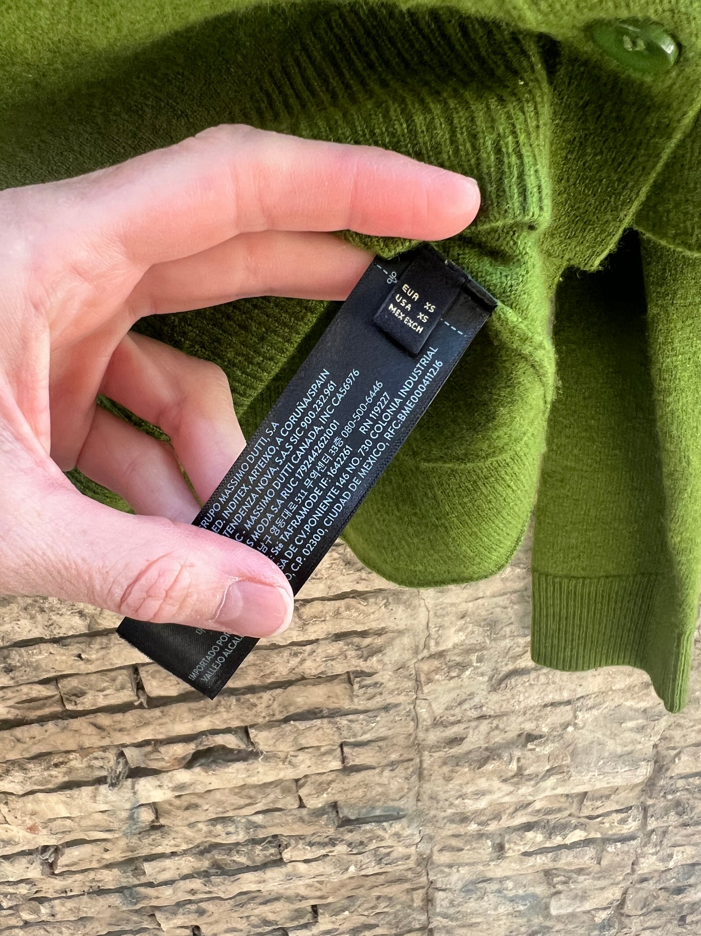 AMEÉ. Sleeveless fringed sweater S.(s)