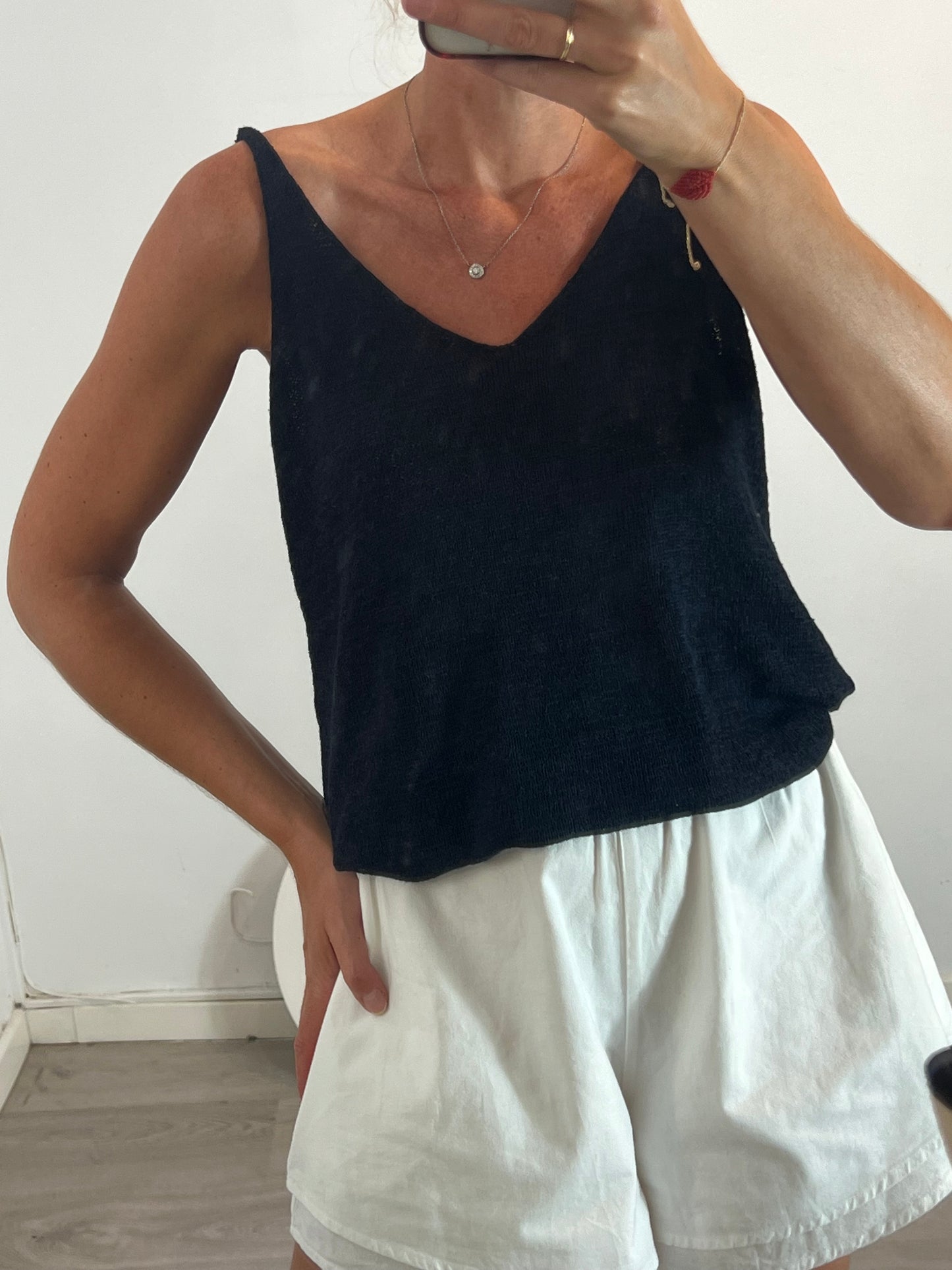 MANGO. Top negro punto T.m