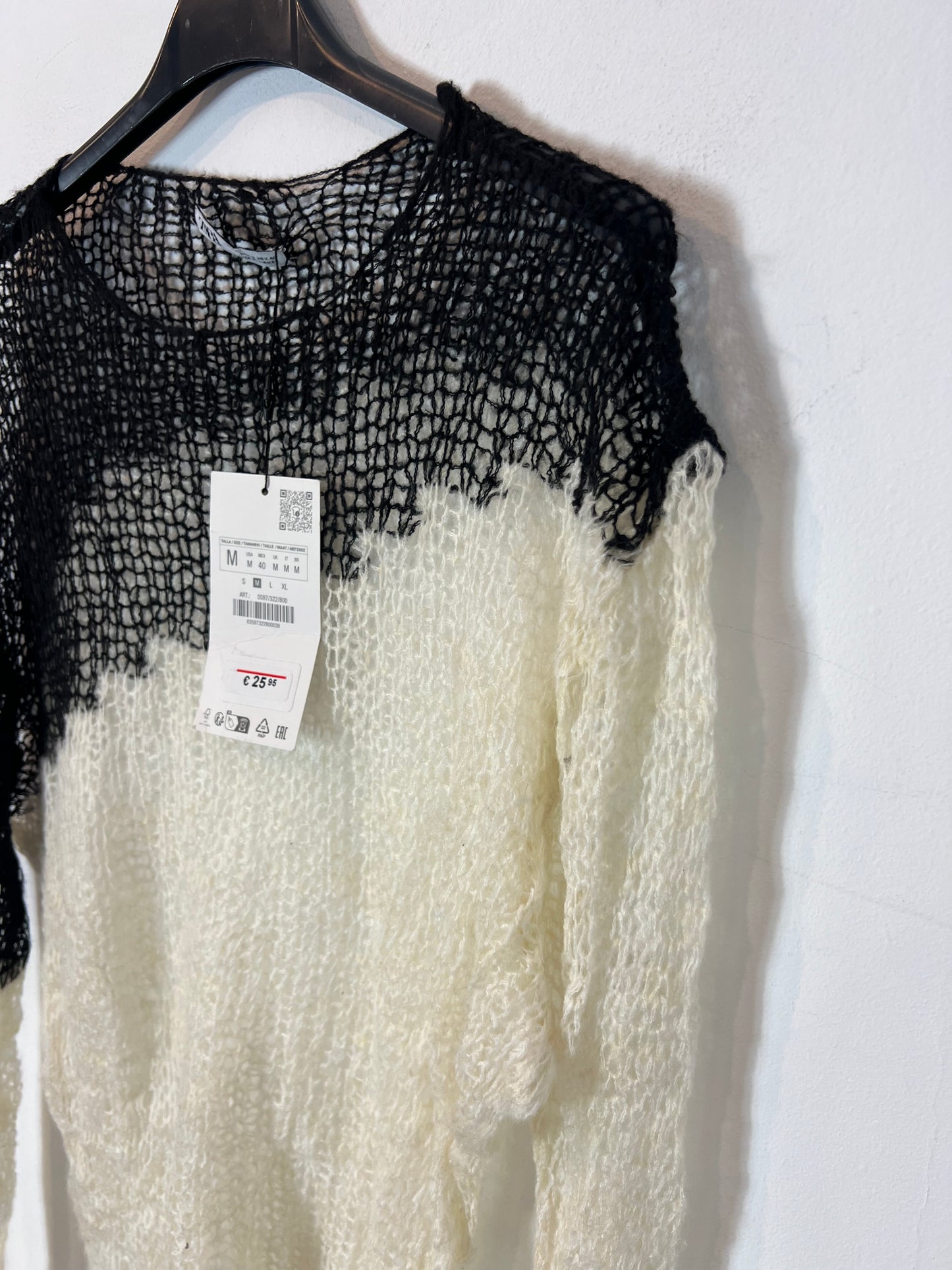 ZARA. Two-tone open knit top. TM