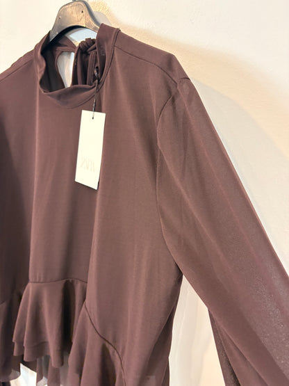 ZARA. Blusa marrón lazada