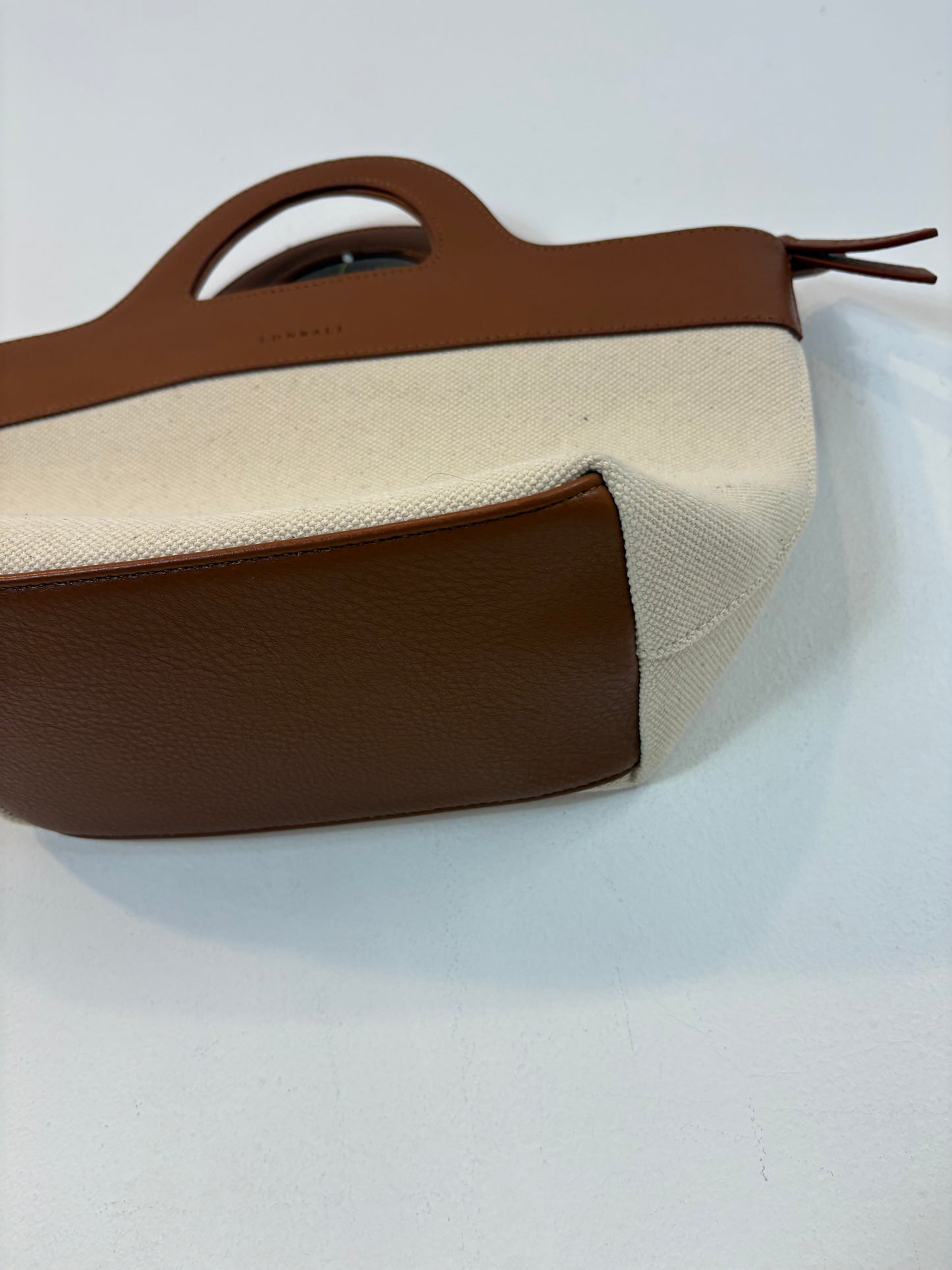 LONBALI. Bolso doble textura