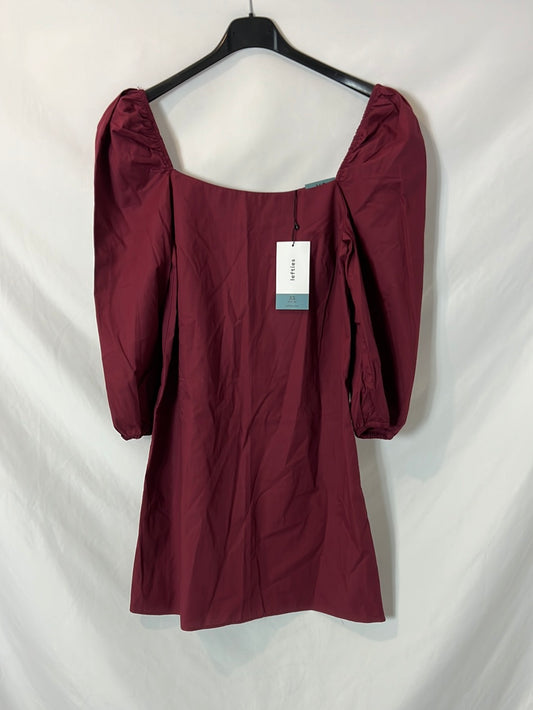 LEFTIES. Textured maroon dress. Size XS