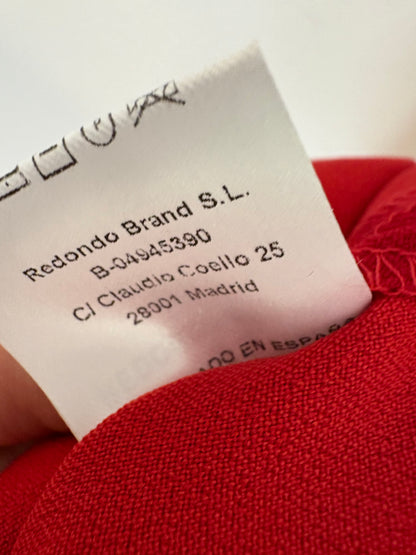 REDONDO BRAND. Red pleated trousers. TS