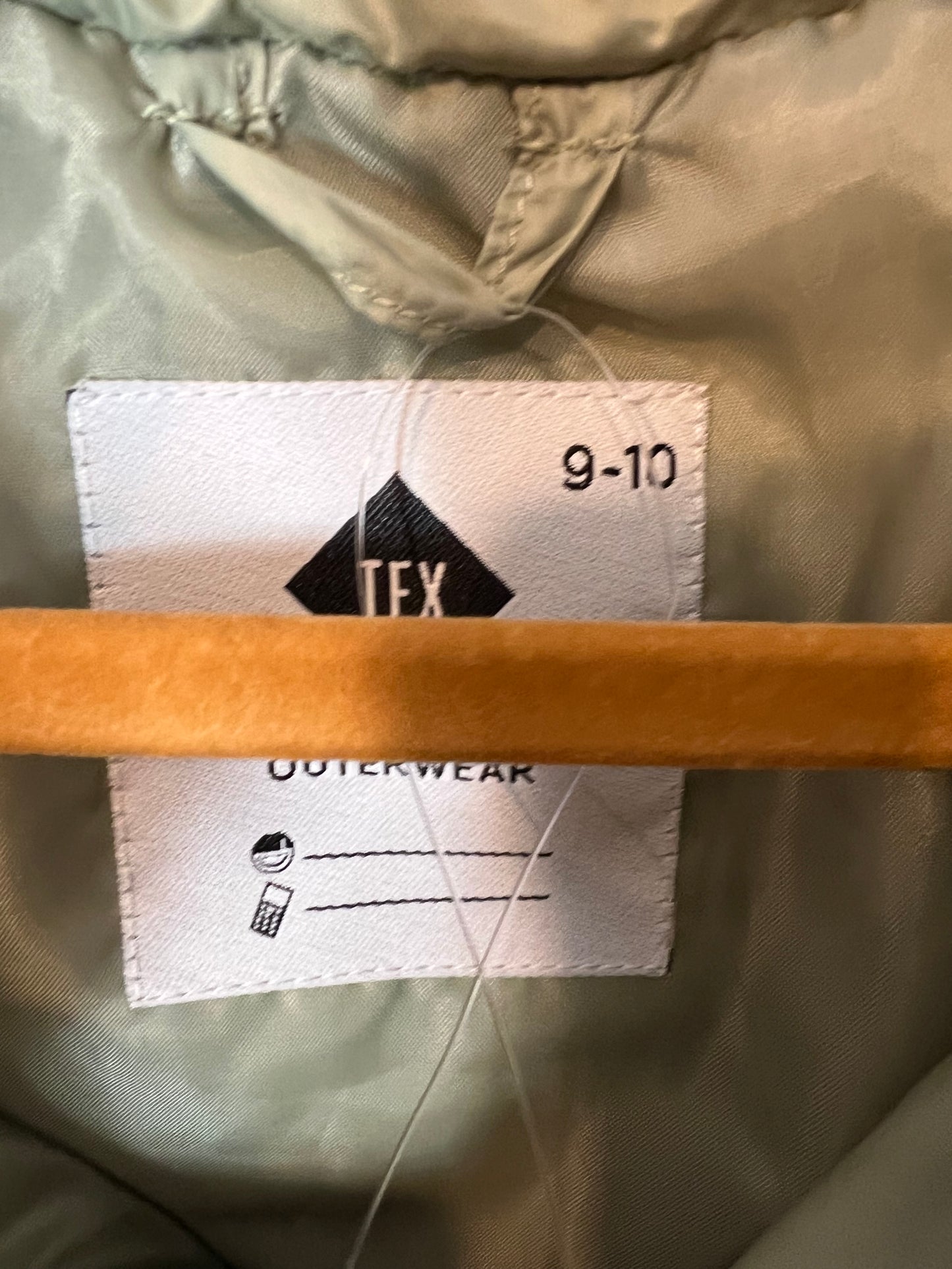 TEX. Chaleco acolchado verde. T 9-10 años