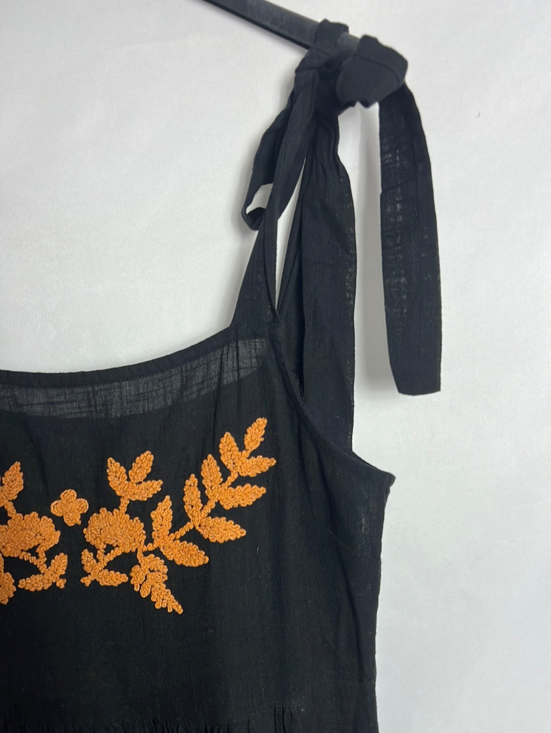 CORTEFIEL. Black embroidered cotton dress. TS (M)