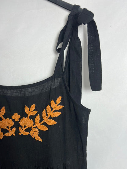 CORTEFIEL. Black embroidered cotton dress. TS (M)