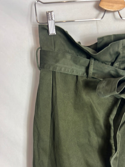 ZARA. Falda verde asimétrica. TM
