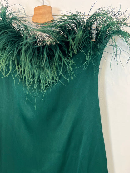 ZARA. Vestido midi verde plumas T.xs