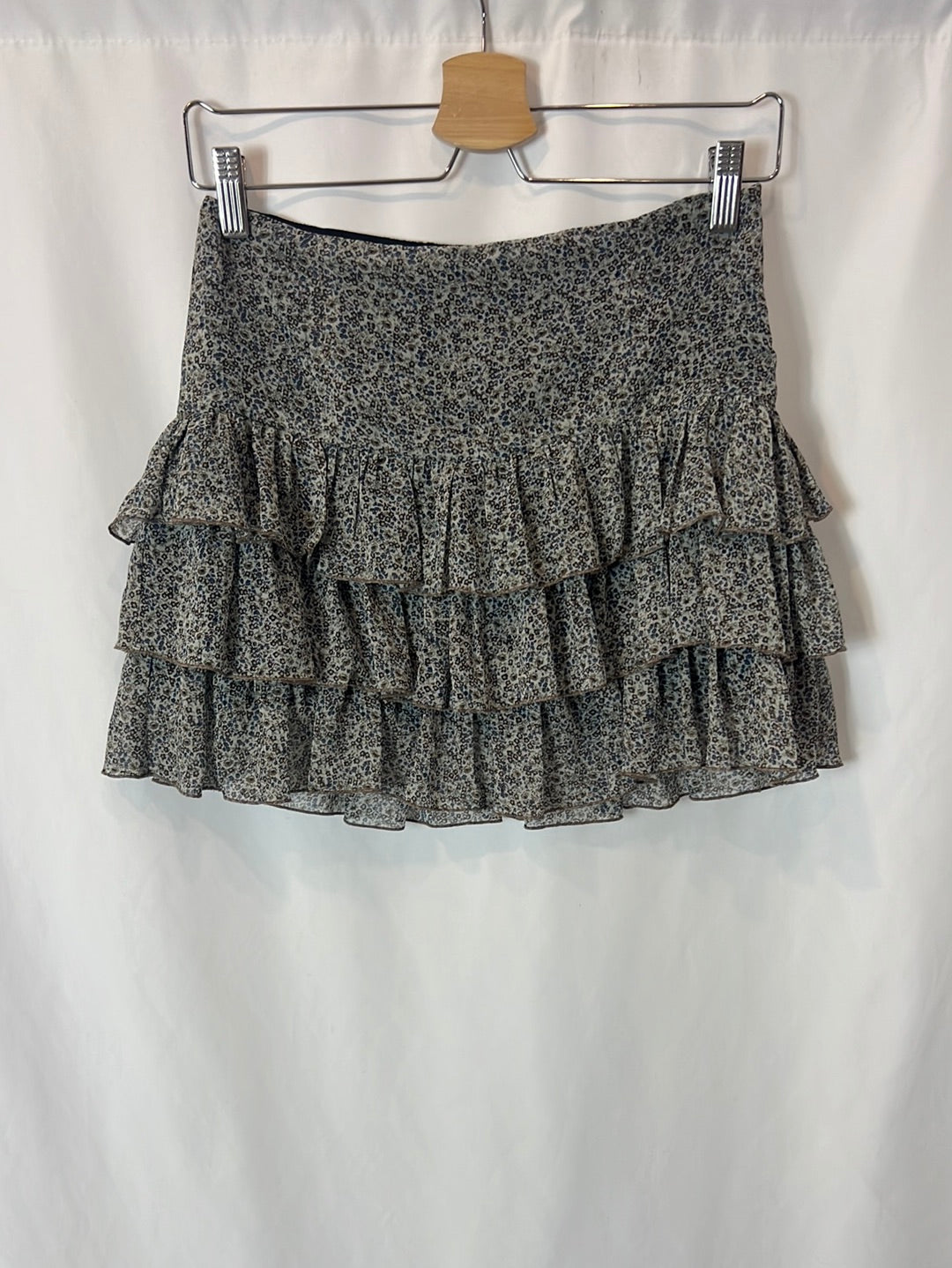 ZARA. Falda corta volantes T.s