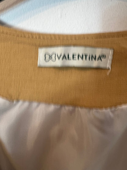 VALENTINA. Total mustard look with cotton Tl (m/l)