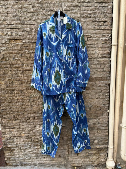 ABRACOLORS. Conjunto pijamero tie dye azul