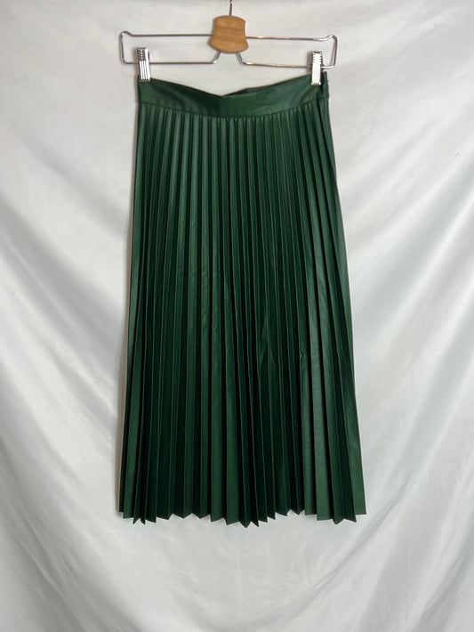 ZARA. Green pleated skirt T.xs