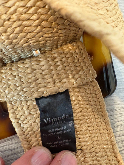 OTRAS. Cinturón rafia hebilla efecto nácar