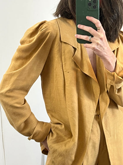 PADOVA. Textured camel jacket and trousers set. Size XS/S