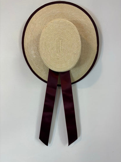 GIULIANA LONGO. Canotier veneciano lazo burdeos