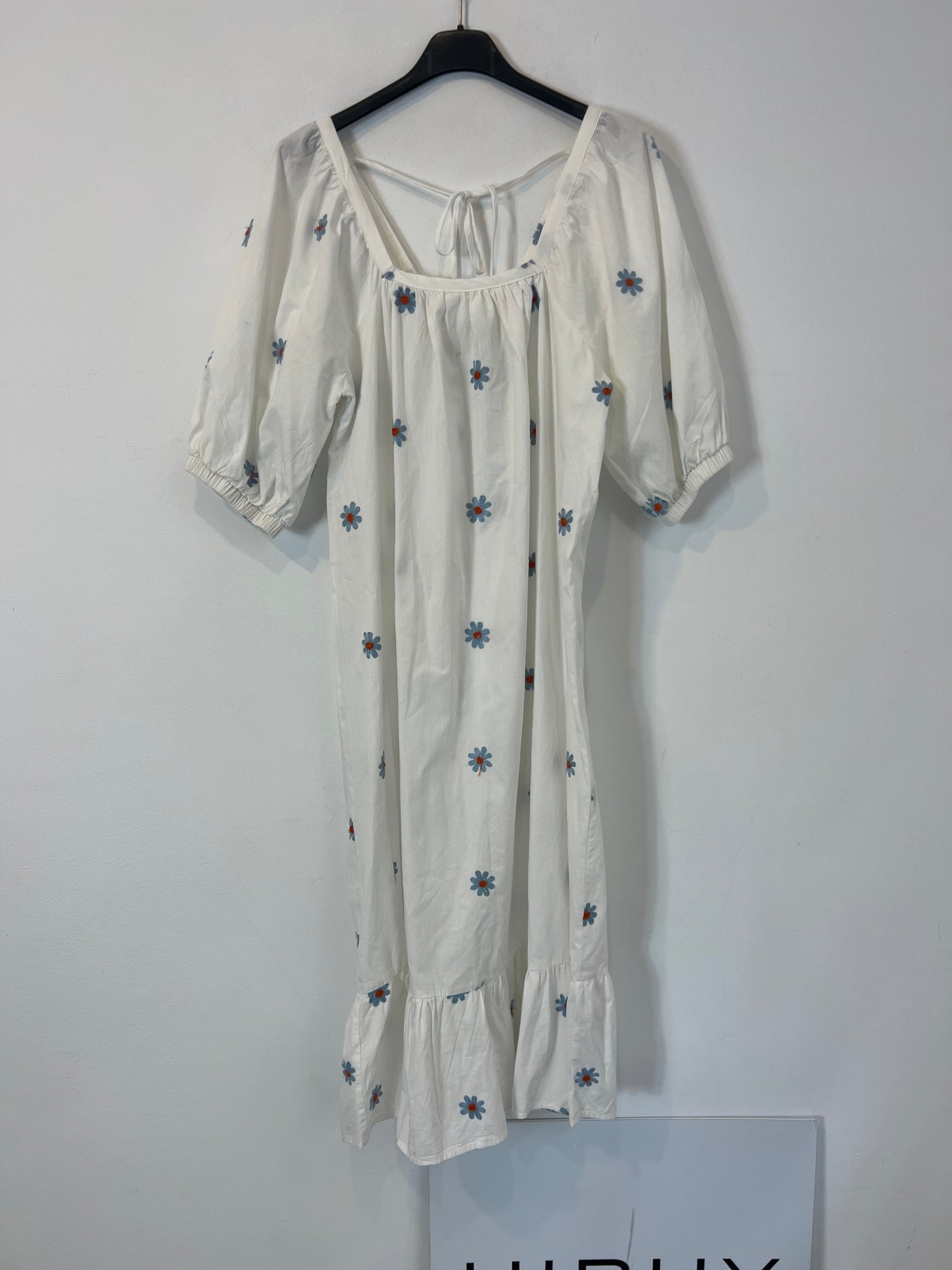 NÜMPH. Vestido midi blanco flores. T XS