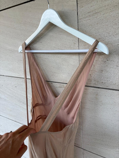 ZARA. Vestido largo vaporoso espalda baja