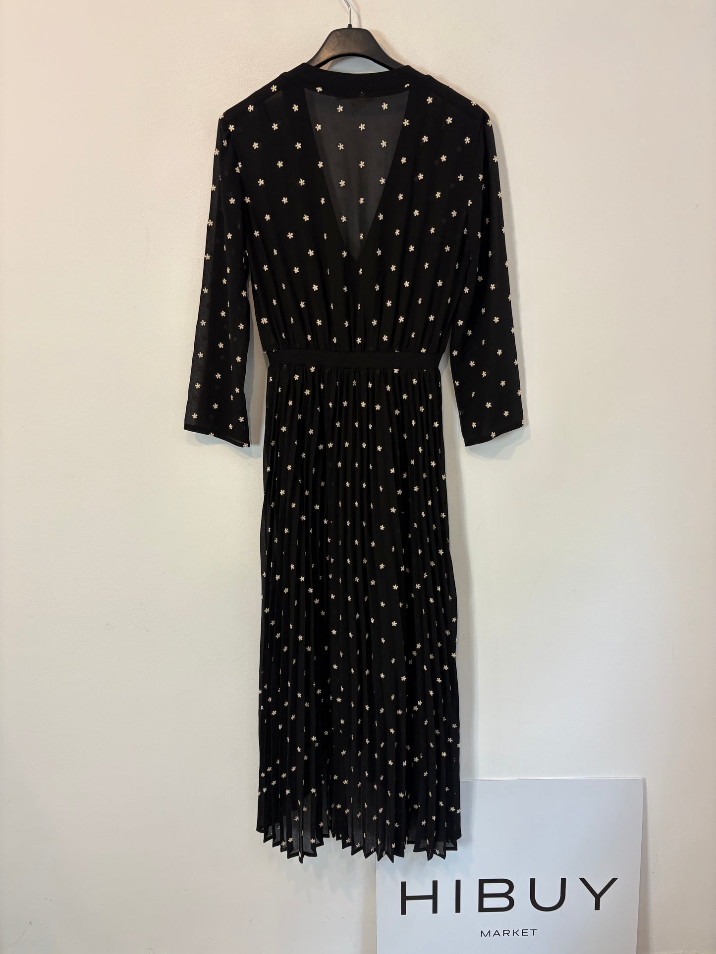 MAJE. Vestido midi plisado asimétrico