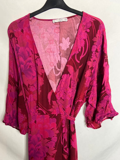 MANGO. Vestido flores rosas y rojas cruzado. T M