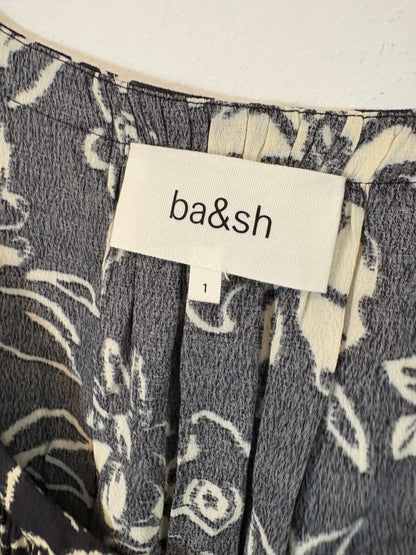 BA&SH. Blusa negra flores. T 1 (S)