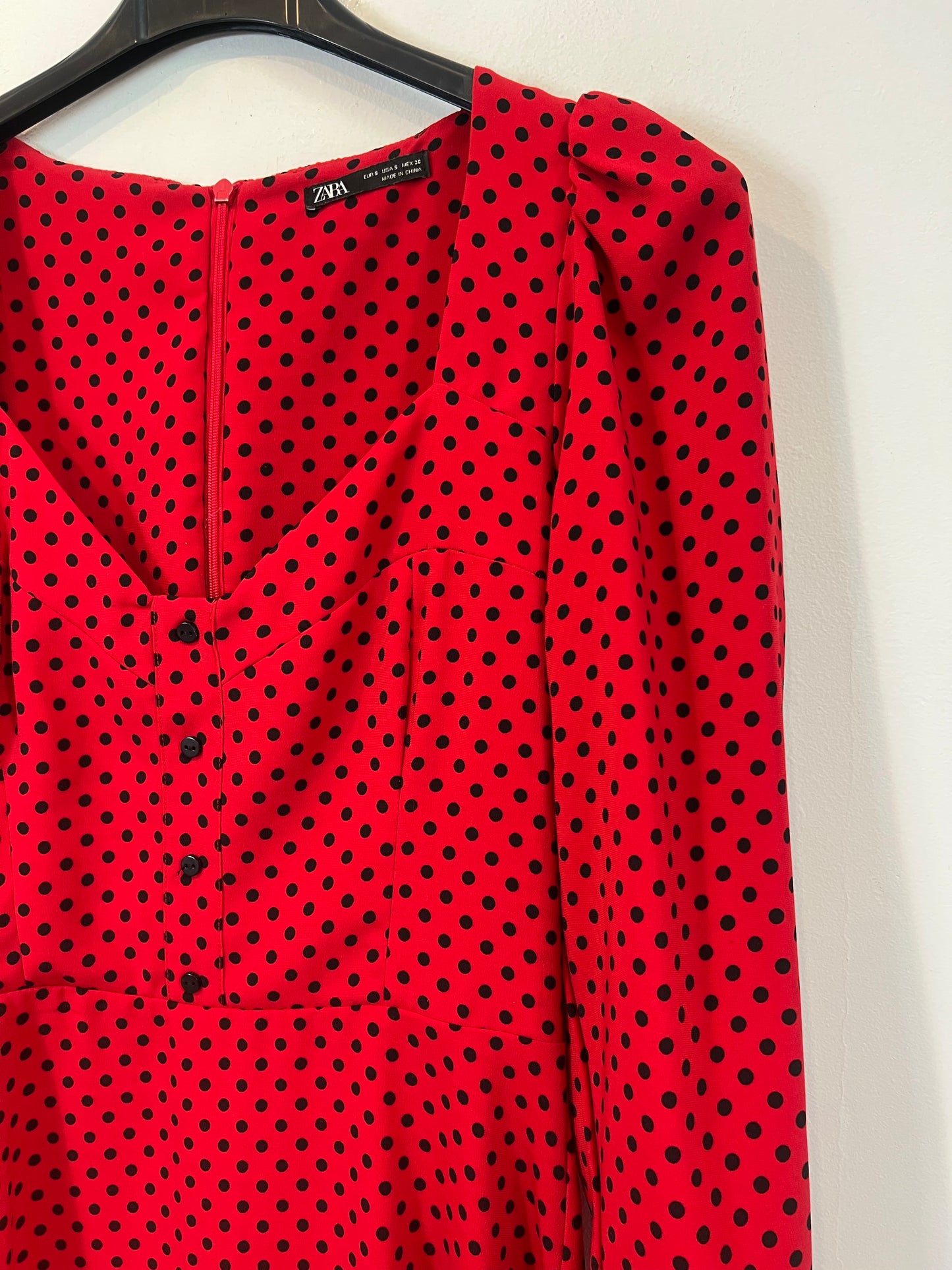 ZARA. Vestido rojo lunares T.s