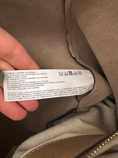 LATOUCHE. Bolso piel shopper beige oscuro