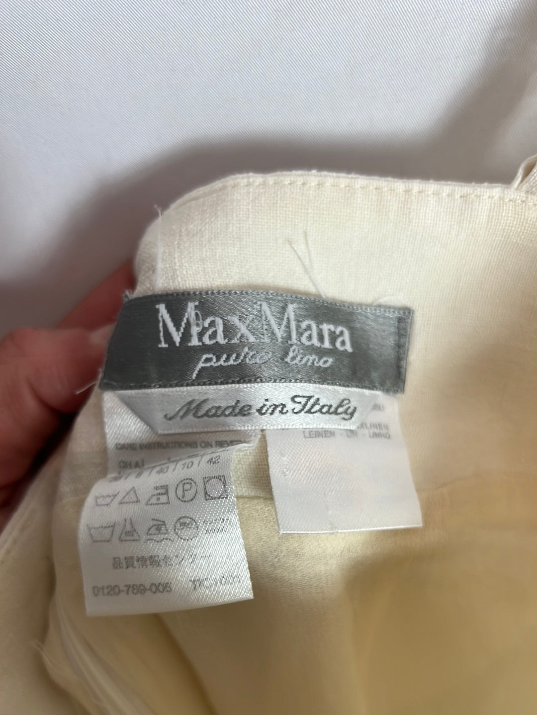 MAxMARA. Vestido lino midi color crudo. T 40