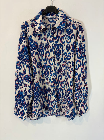 AMEÉ. Sleeveless fringed sweater S.(s)