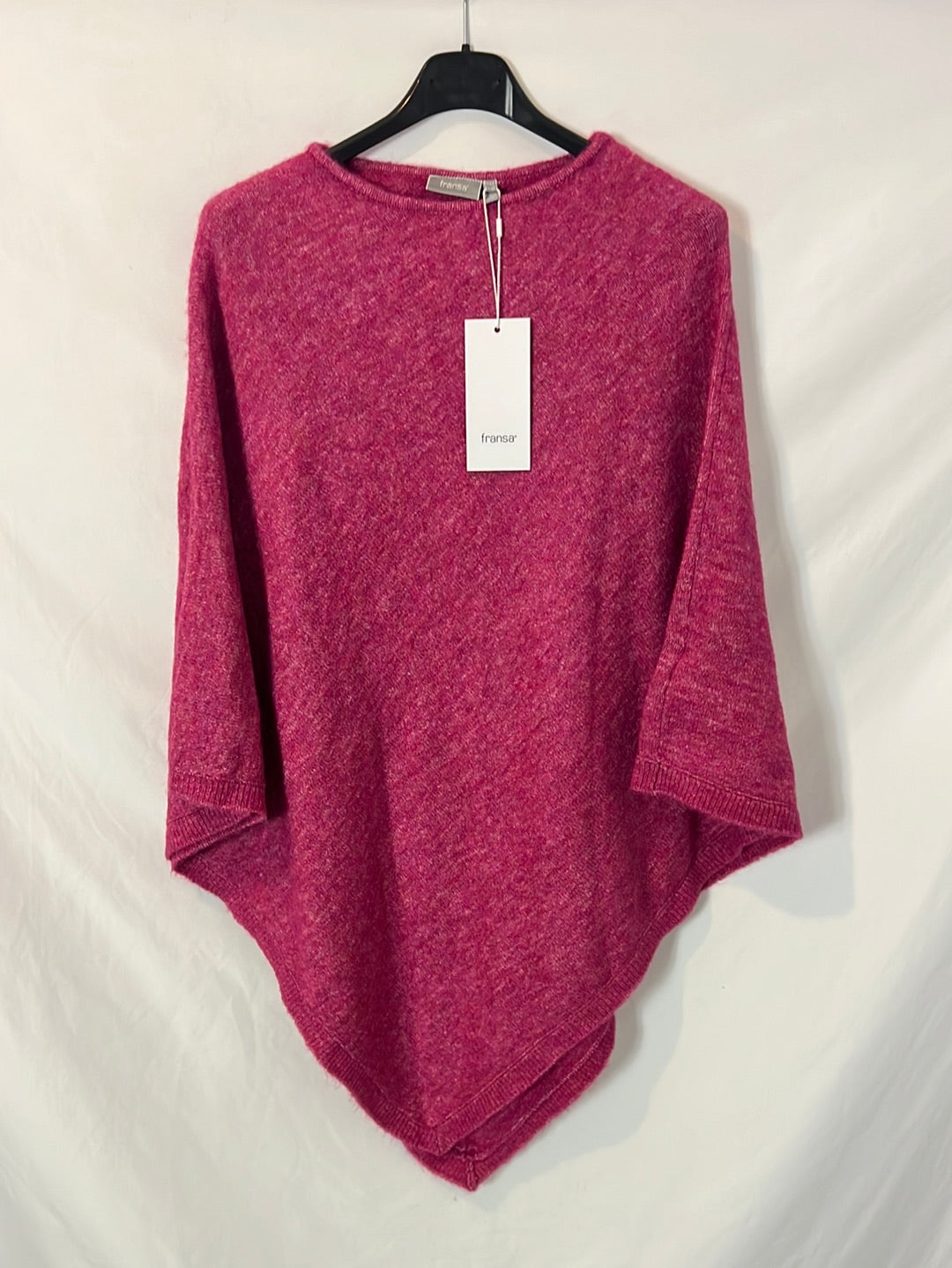 FRANSA. Poncho de punto rosa