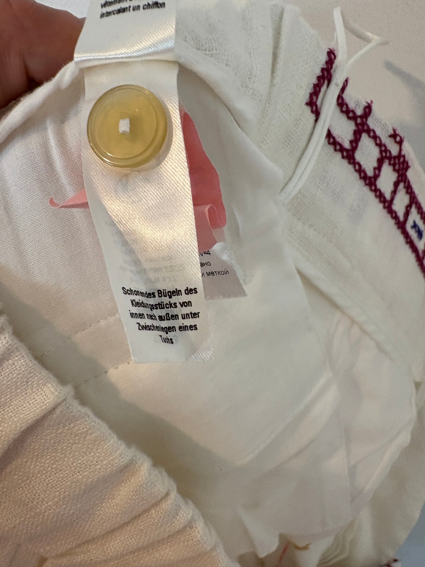 FORTE FORTE. Pantalón lino blanco detalles punto de cruz