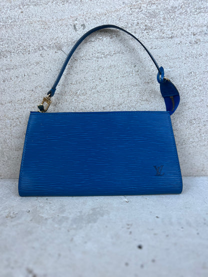LOUIS VUITTON. Blue leather clutch bag