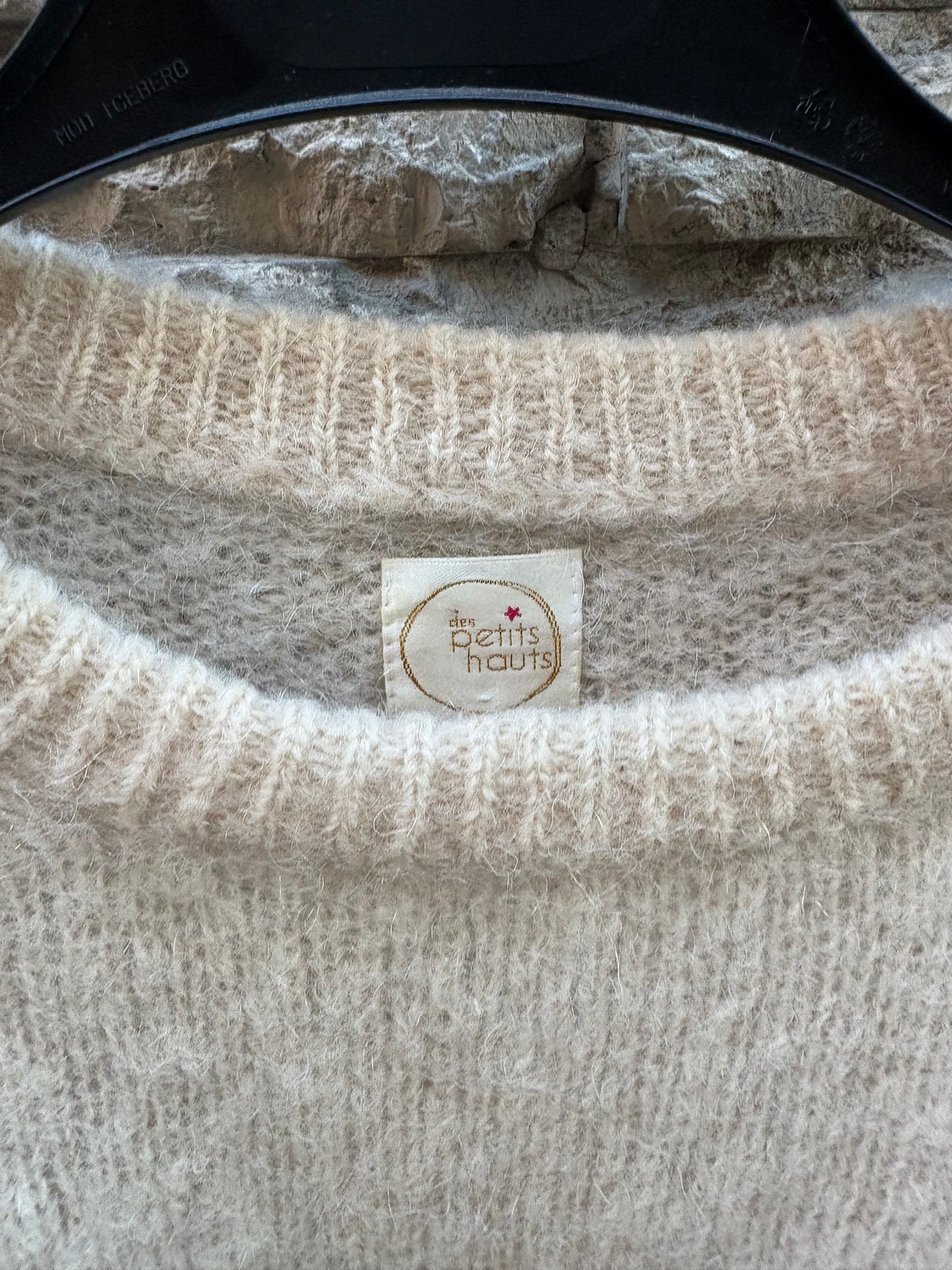 DES PETITS HAUTS. Jersey beige mezcla