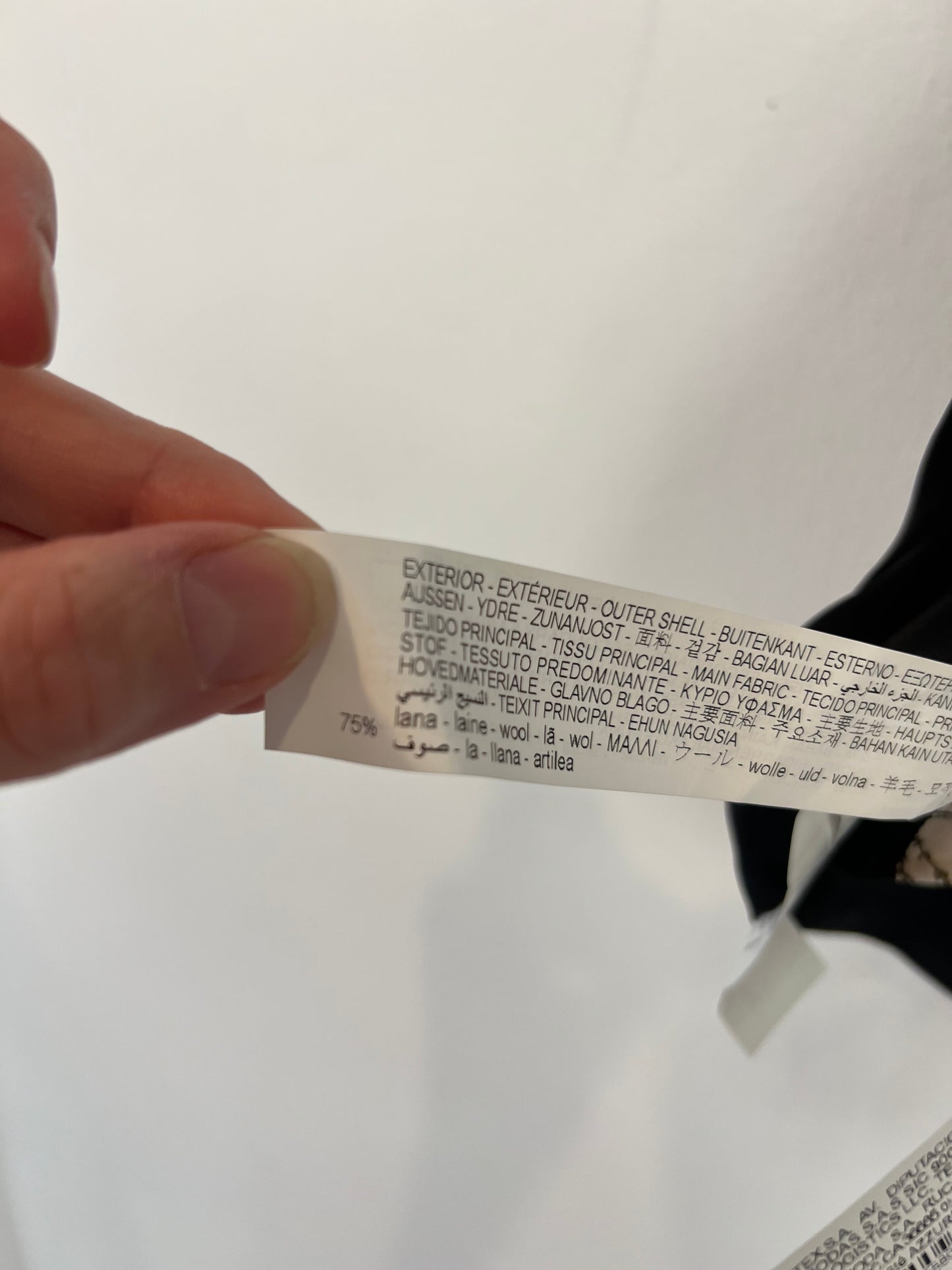 ZARA. Chaleco negro doble textura T.xs