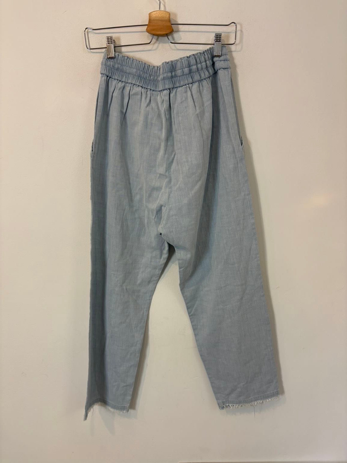 MASSCOB. Pantalón azul algodón jasepado