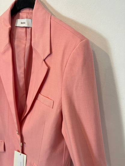 BERSHKA. Blazer rosa fluida. T S
