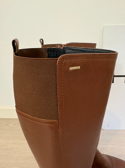 ZARA. Black stretch knit top. TL