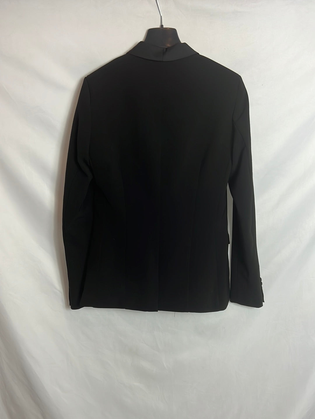 H&M. Blazer negra solapa textura. T.38